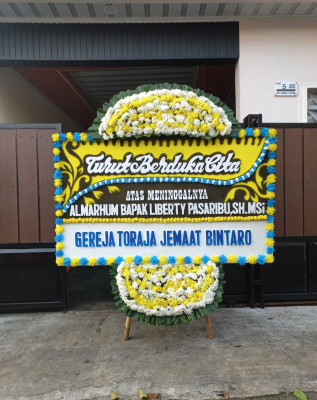 Papan Bunga Duka di Mayau