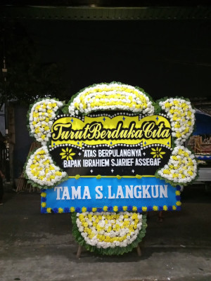 Papan Bunga Duka di Mayau